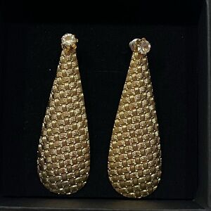 Gold tone drop earrings. Convertible - wear with or without the drop piece.